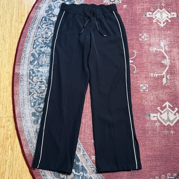 LULULEMON On the Right Track Pant Size 6 - Picture 2 of 14